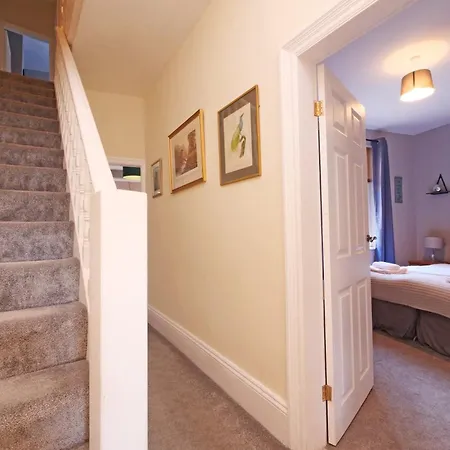 Ashville Grange Sleeps 10 Large Beautiful House Holiday home Scarborough