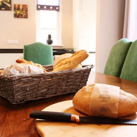 Ashville Grange Sleeps 10 Large Beautiful House