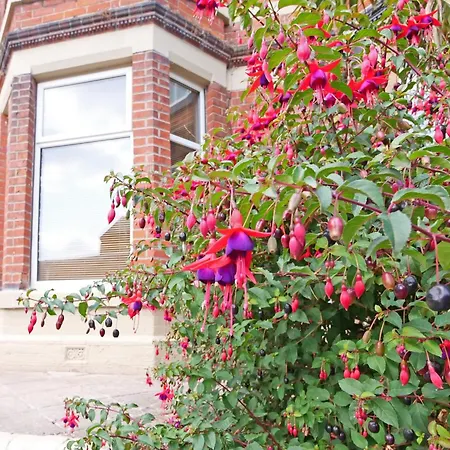 Ashville Grange Sleeps 10 Large Beautiful House * Scarborough