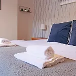 펜션 Ashville Grange Sleeps 10 Large Beautiful House