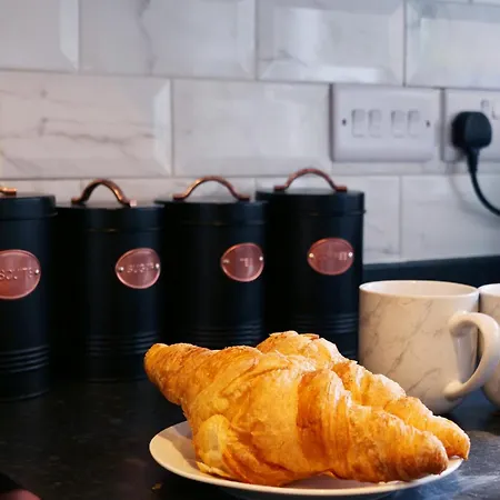 Ashville Grange Sleeps 10 Large Beautiful House *