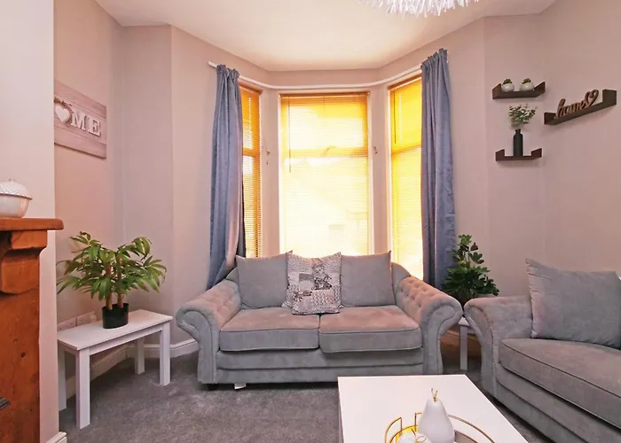 Сasa de vacaciones Ashville Grange Sleeps 10 Large Beautiful House