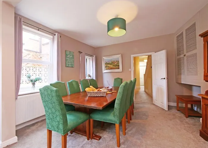 Ashville Grange Sleeps 10 Large Beautiful House