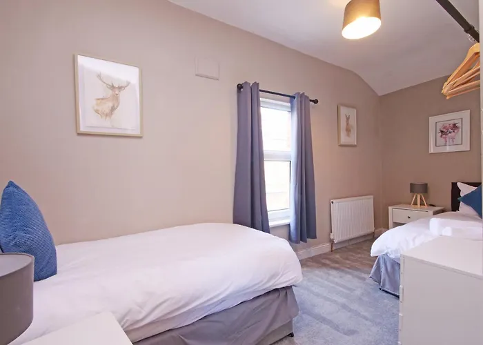 Ashville Grange Sleeps 10 Large Beautiful House