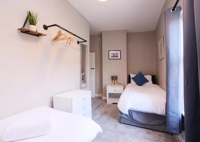 Ashville Grange Sleeps 10 Large Beautiful House